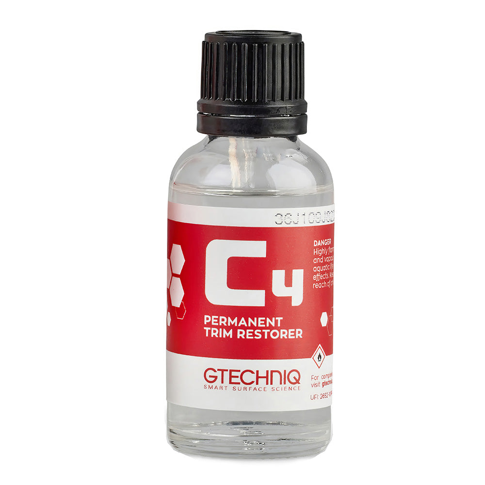 Gtechniq Auto C4 Permanent Trim Restorer  15ml C4 0015 Main image